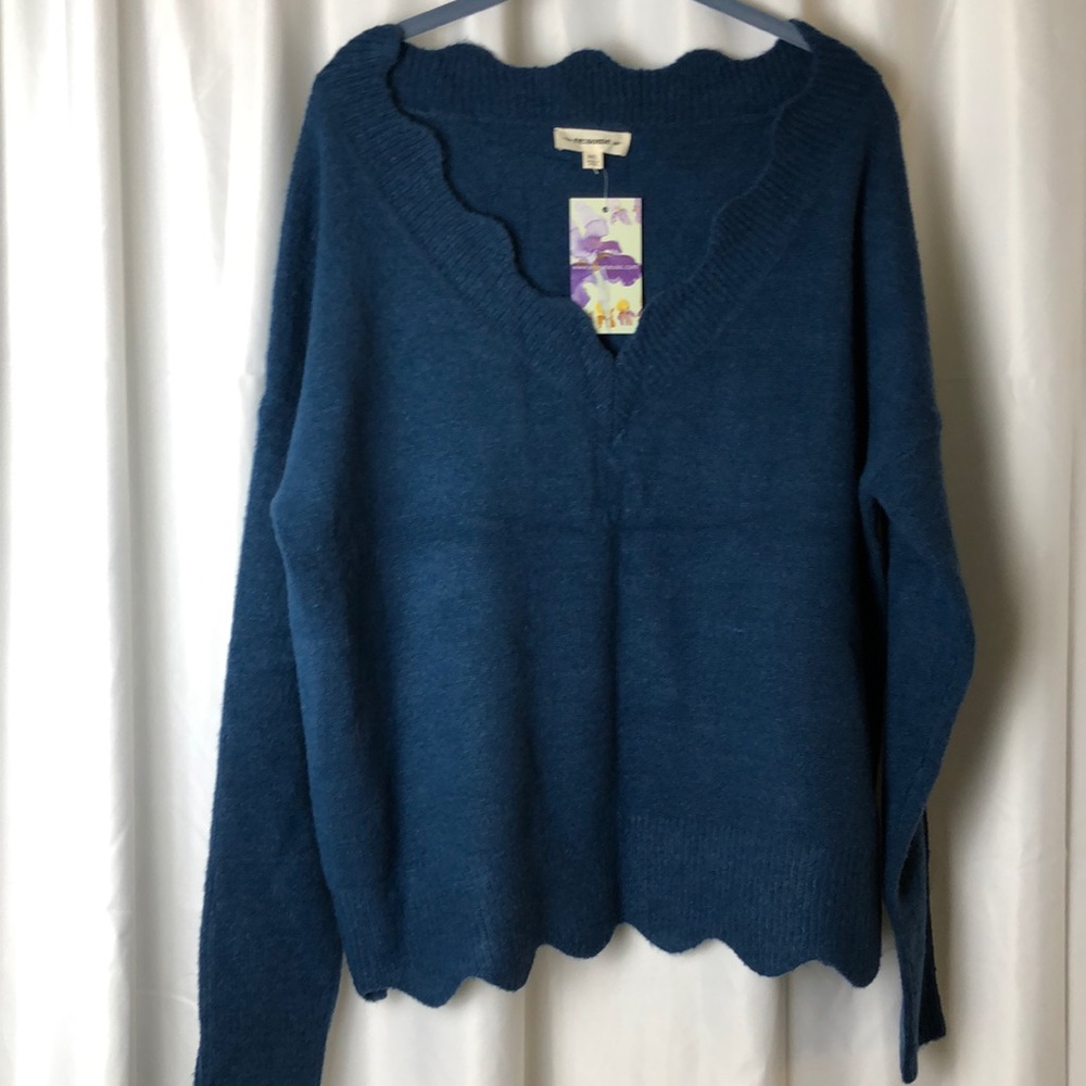 Eesome BLUE scallop neck sweater NWT